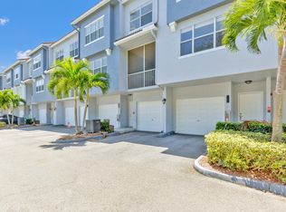 Windsor Castle Townhome Community, Pompano Beach, FL 33065