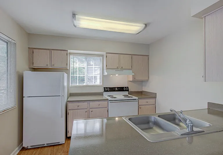 Prinwood Place — Photo 3