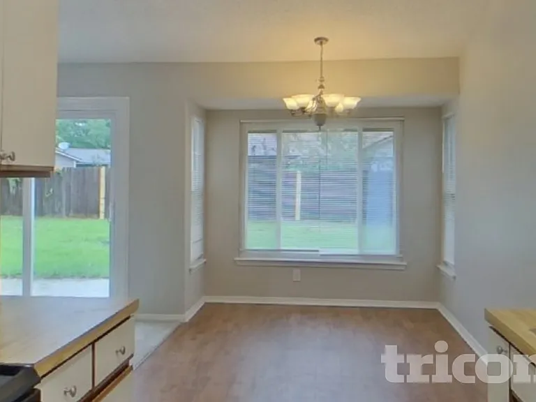 1865 Shannon Lake Dr — Photo 5