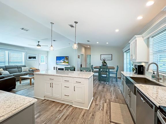 4th image of 41 Otley Ct