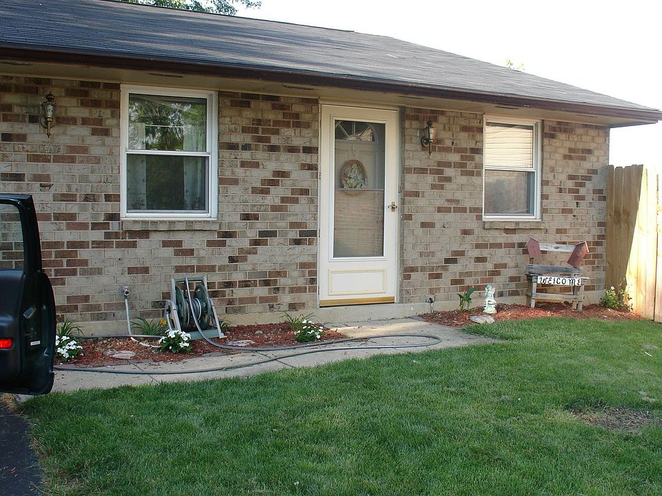 Front of house, 2008.