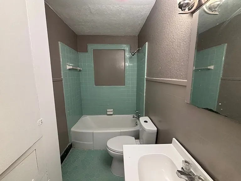 3906 S Barrow Dr — Photo 12