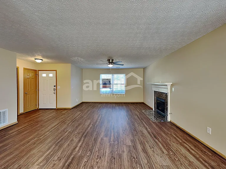 6019 Haydens Crossing Blvd — Photo 6