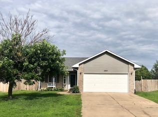 2207 N Duckcreek Ln, Derby, KS 67037