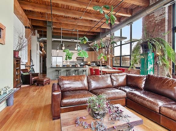 4th image of 1750 N Wolcott Ave APT 202