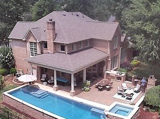19190 River Crossing Blvd, Davidson, NC 28036
