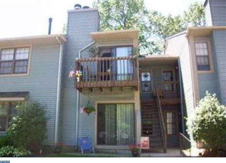 1st image of 444 Durham Ct #444