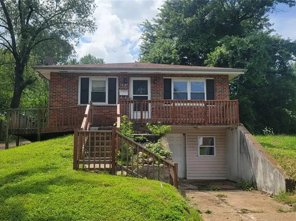 10107 Castle Dr, Saint Louis, MO 63136
