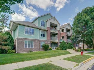 5510 Caddis Bnd APT 101, Fitchburg, WI 53711