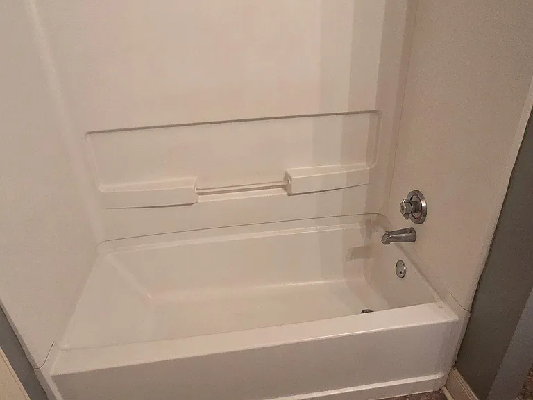 2nd Full Bathroom