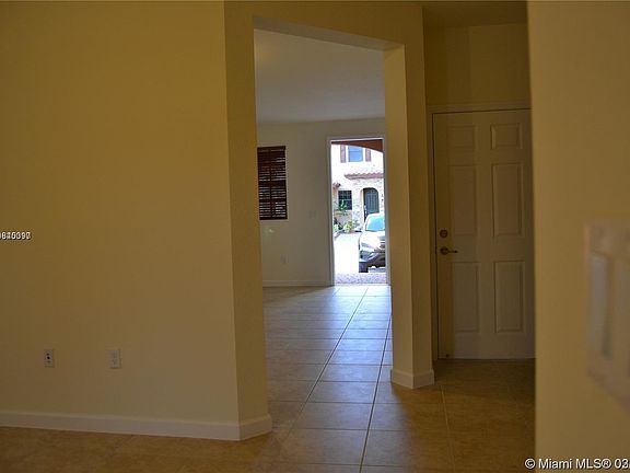 4th image of 3754 SE 2nd Dr