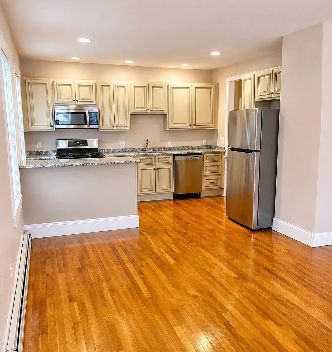 2 bed, 900 sqft, $2,845 — Photo 1