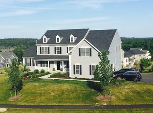 11 Indian Cir, Holliston, MA 01746