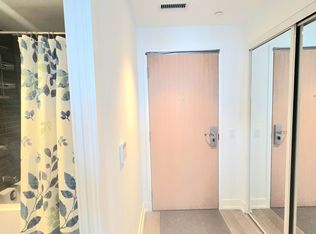 7 Grenville St #5507, Toronto, ON M4Y 0E9