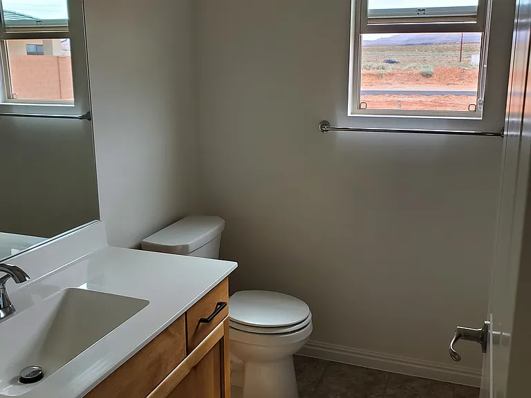 4667 S 3100 W — Photo 22