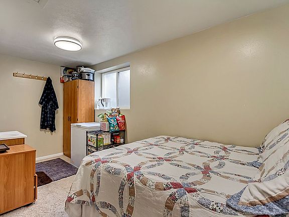 5th image of 5235 Glendon St #S-2