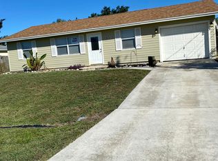 826 SW Paul Revere Ter, Pt Saint Lucie, FL 34953