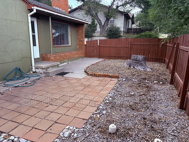 513 W Uintah St #1 — Photo 14