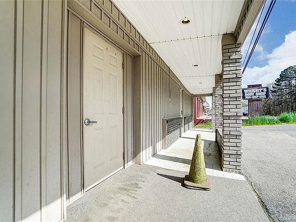3rd image of 4007 York Hwy