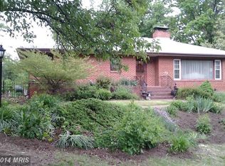 6302 Joslyn Pl, Landover, MD 20785