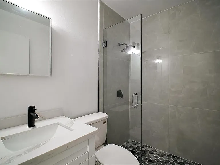 14884 SW 35th Cir — Photo 18