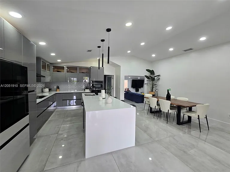 20950 SW 119th Ct — Photo 11