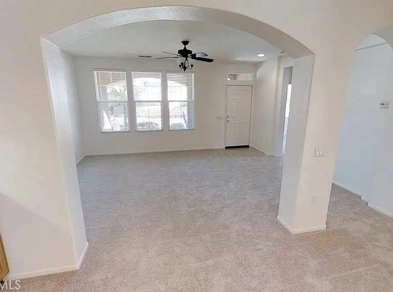 8240 Triplett Ln — Photo 7