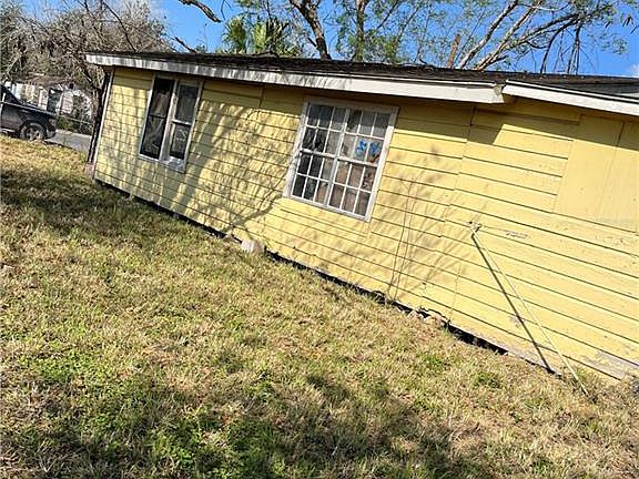 5th image of 713 N Texas Ave