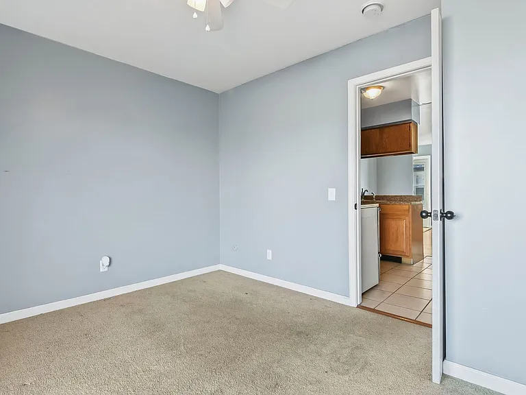 2832 Stanton St — Photo 33