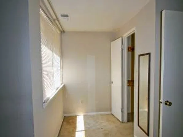 3325 Huntley Square Dr, Temple Hills, MD