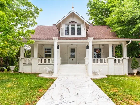501 W 2nd Ave, Lexington, NC 27292