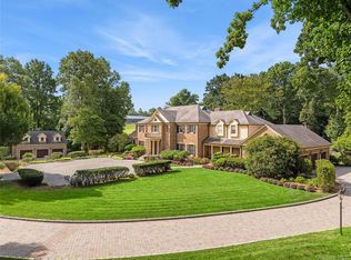 5 Danton Lane S, Locust Valley, NY 11560