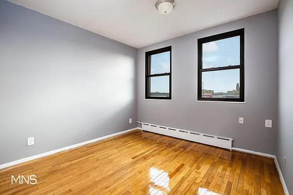 Rented by MNS Marketing | media 5