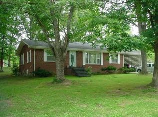 905 Hayes Rd, Lawrenceburg, TN 38464