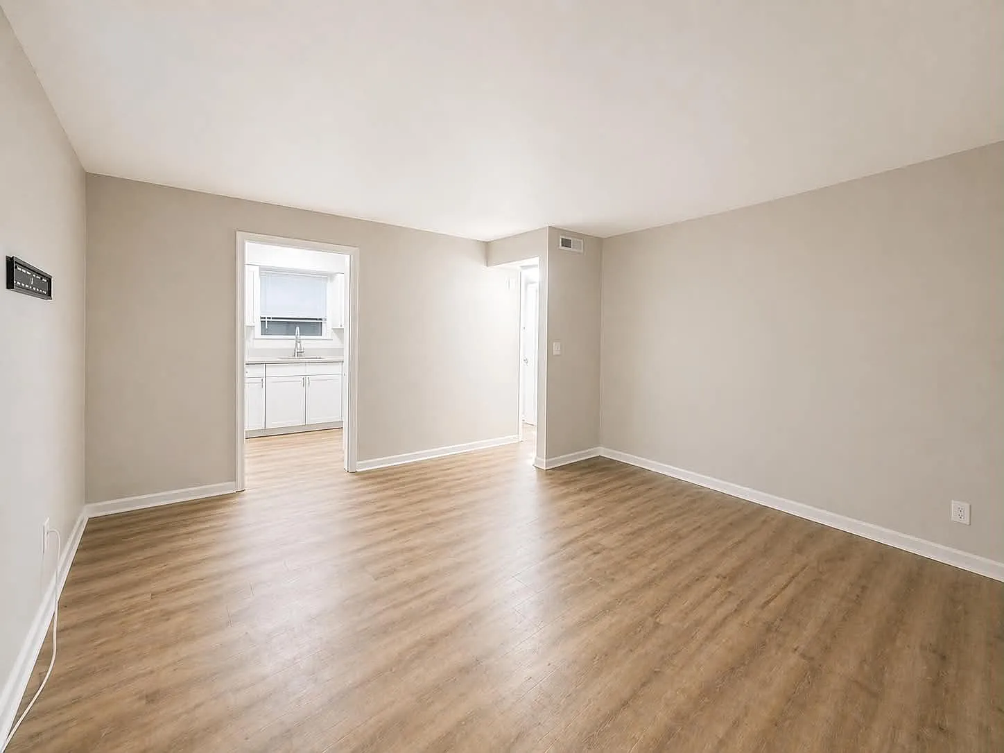 2 bed, 900 sqft, $1,150 — Photo 2