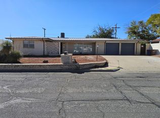 2535 Desert Dr, Las Cruces, NM 88001