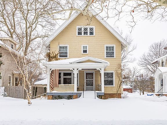 3rd image of 89 Clay Ave