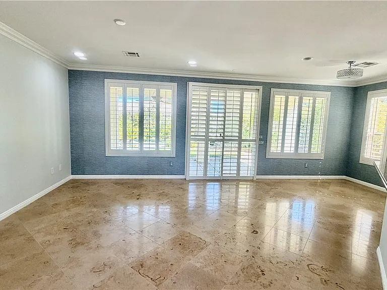 10385 Brillare Ave — Photo 10