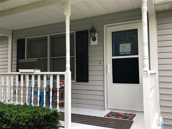 3rd image of 902 N Prospect St