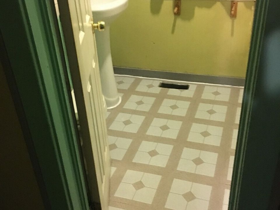 2nd image of 2501 College Ave