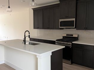 6320 Del Rio St #6324, Houston, TX 77021