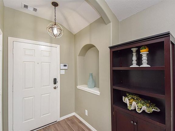 5th image of 19003 Wellock Ln