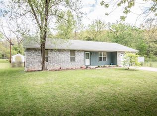 106 Elliott Dr, Waynesville, MO 65583