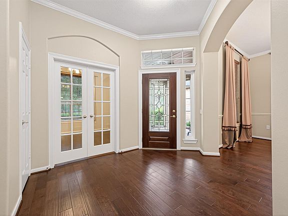 4th image of 6 Coachman Ridge Pl