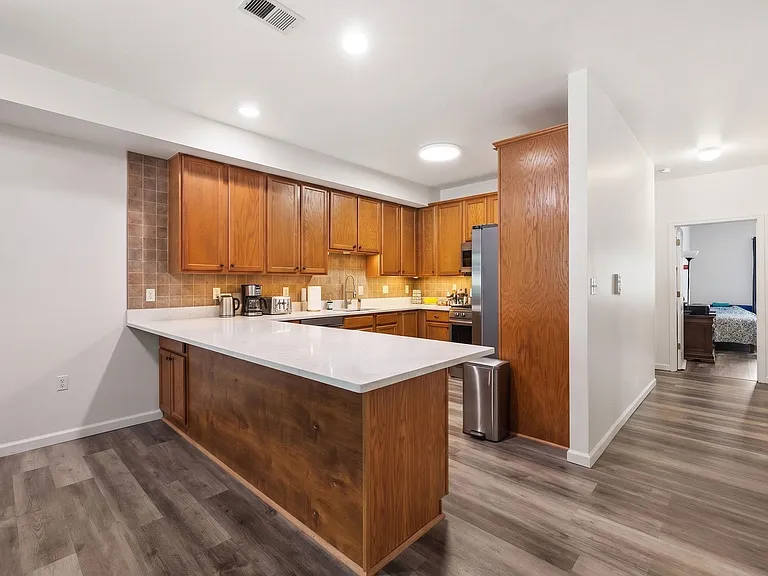 120 Garabrant St #1 — Photo 7