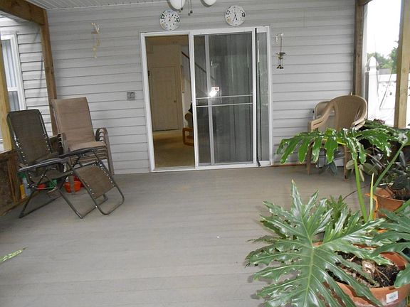 4th image of 649 Warren Dr