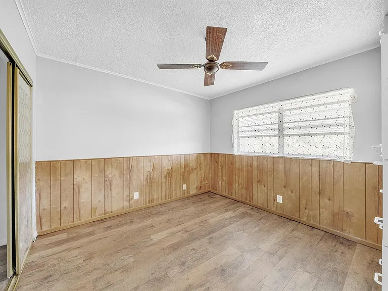 1035 Country Club Dr #407 — Photo 26