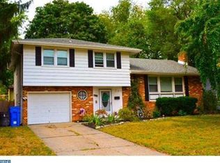 207 Drake Rd, Cherry Hill, NJ 08034