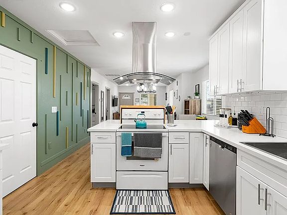 4th image of 419 J St #A