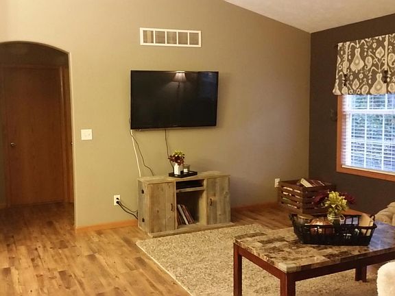 5th image of 3488 Autumn Wood Dr